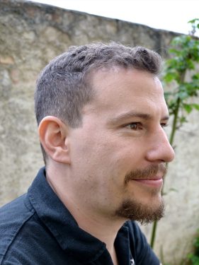 natürlich schöne haare - kamm & schere