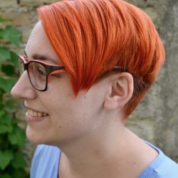 natürlich schöne haare - kamm & schere